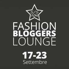 fashion bloggers lounge