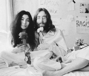 Bed-In-Yoko-Ono-John-Lennon