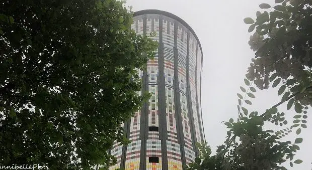 torre arcobaleno