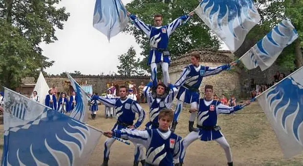 ferragosto fuori milano giornate medievali zavattarello