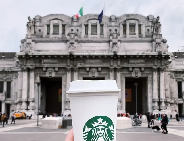 starbucks stazione centrale Milano