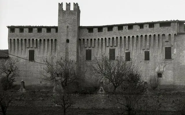 castello-maccastorna-min