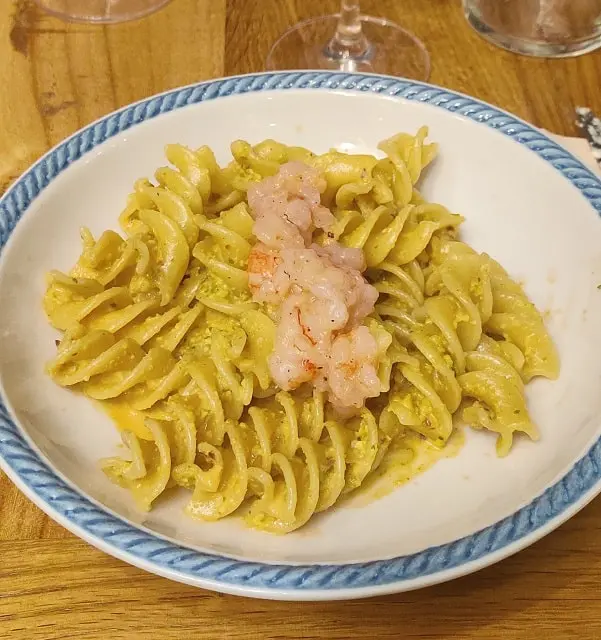 fusilli-gambero-rosso-sapori-solari-min