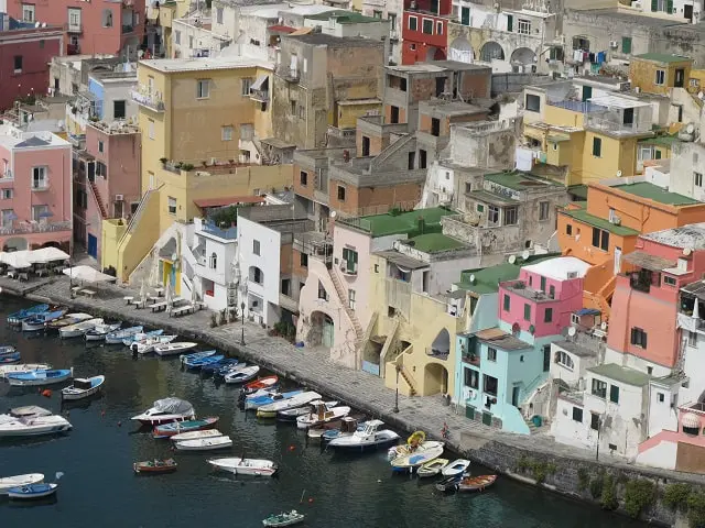 Procida-capitale-cultura-2022-min