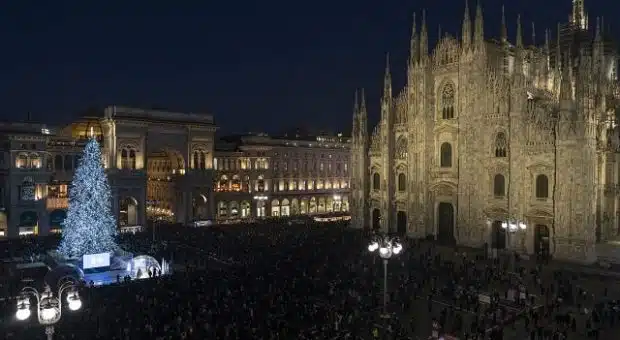 Albero di Natale duomo 2024-min